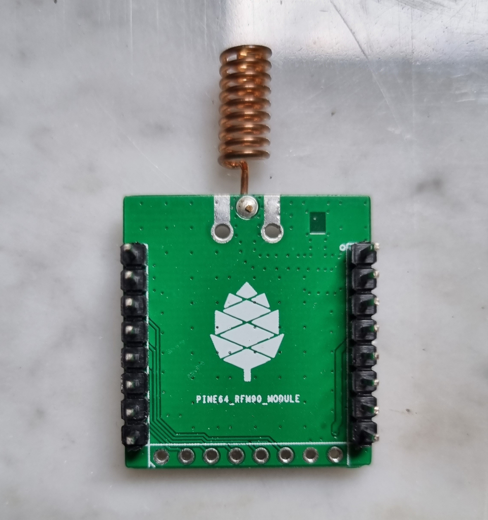Back view of the Pine64 LoRa module